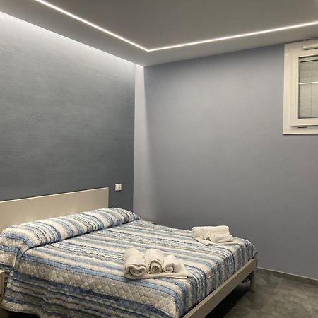 Residenza Ferdinando - 40M Dal Mare Lejlighed Pizzo  Eksteriør billede